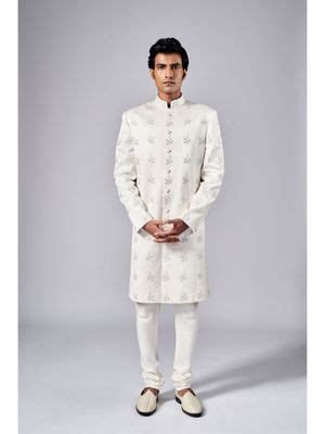 Buy Arjun Kilachand Motif Embroidered Sherwani (Set of 2) Online