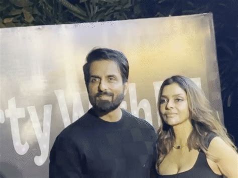 Bollywood Stars at Ramesh Tauranis Party; Aamir Khan with Girlfriend Gori