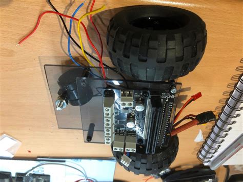 Micro Bit LEGO Robot 的图像结果