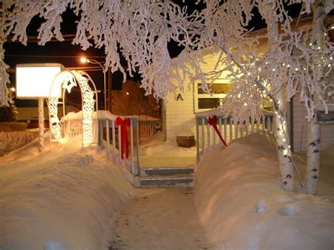 EMBLETON HOUSE BED AND BREAKFAST (Yellowknife) - B&B Reviews & Photos ...