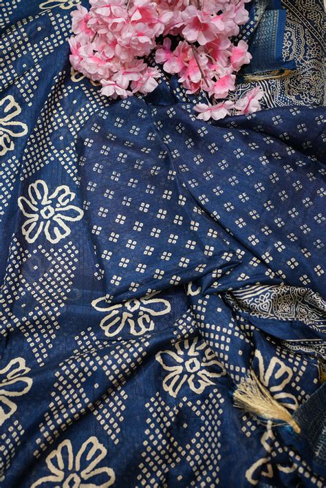 Banarasi Weaving Saree with Digital Bandhani Print – Odhani By SRN