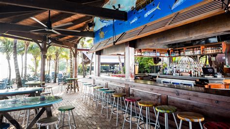 Fort Pierce Inlet – Square Grouper Tiki Bar & Castaways Marina