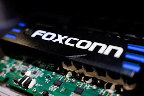Foxconn’s AI Server Sales Surpass Apple Business｜Daily News Digest｜2025 ...