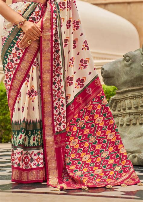 Double Ikkat Patola Silk White Saree Online Shopping For Wedding – Sunasa