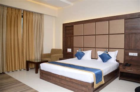 HOTEL GOLDEN FORTUNE (Azamgarh) - Hotel Reviews, Photos, Rate ...