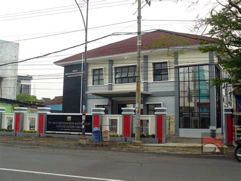 Gedung Balai Kesehatan Mata Masyarakat Kabupaten Banyumas 10-02-2015 ...