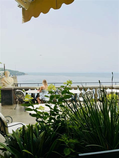 Becca Lutwyche (ChPP) on LinkedIn: Alexa. Press pause. Every now and again we all need times to ...