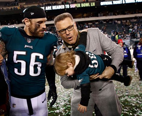 Chris Largo Novia Megan Omalley