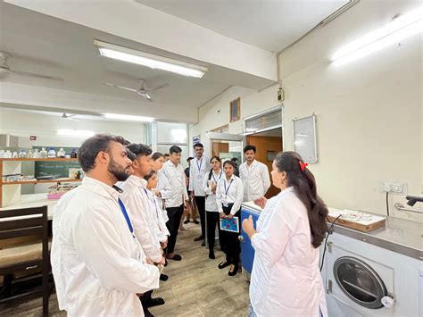 Photo Gallery :: Mohan Lal Sukhadia University