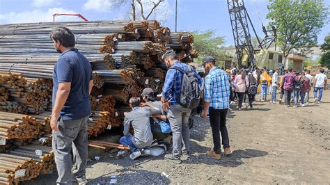 Precast Bridge Construction for Ahmedabad Gandhinagar Metro Ganpat ...