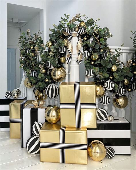 25 Modern Christmas Decor Ideas for a Chic, Elegant Holiday