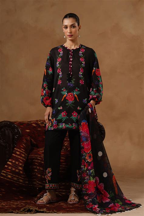SANA SAFINAZ | M261-016B-CU Unstitched Muzlin Lawn 3 Piece Suit ...