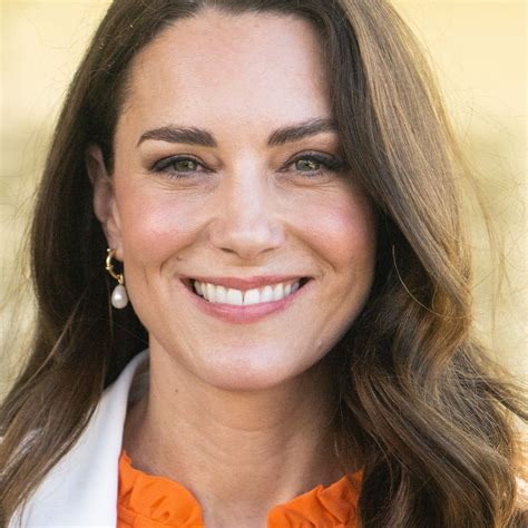 Kate Middleton's lesson on wearing brown tights just proved black ...