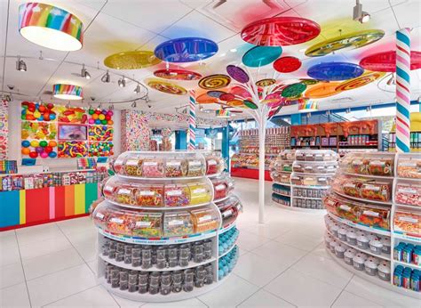 Candy Store 的图像结果