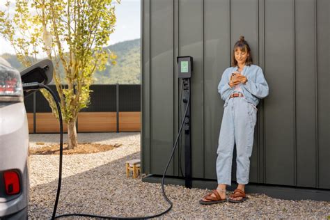 FlexPVence Solarzaun 1,80 x 7,4 m mit vier PV Modulen