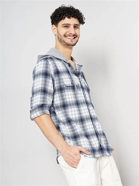 Buy CELIO Men Blue and White Regular Fit Casual Shirt Online