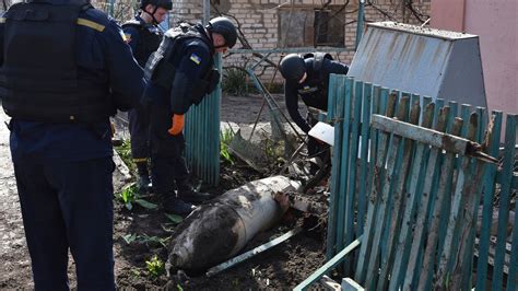 Ukraine Bombs Russia