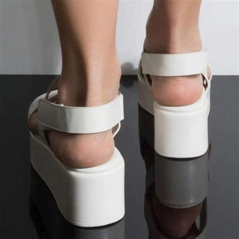 Modern Elite Maven Wedges – GloGlamp