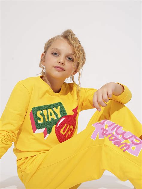 Girls Yellow Printed Co-ord Set Sweatshirt