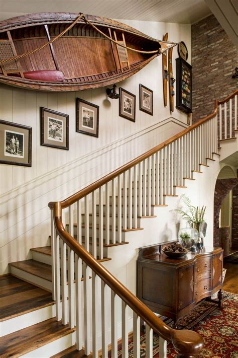 Decorative Staircase Wall Designs: A Guide to Creating a Stunning Focal ...