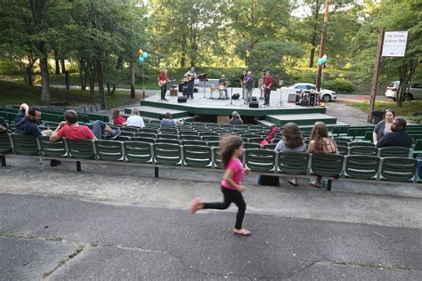 15 great things to do along the Charles River