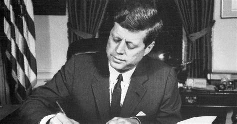 Donald Trump allows release of Kennedy assassination investigation ...