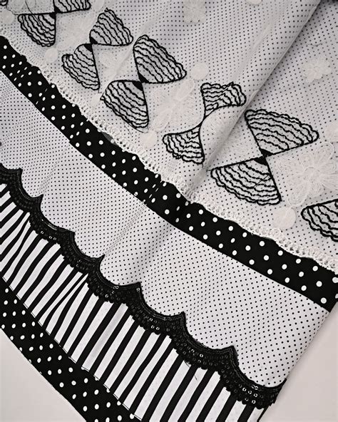 White Black Dots Rida With Smart Laces & Pattern – AL-Vard Collection