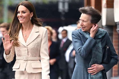英国威廉王子、凯特王妃出席活动，开怀欢笑心情极好-搜狐大视野-搜狐新闻