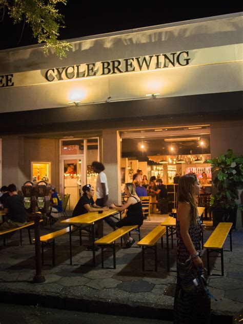 13 St.Petersburg Restaurants Locals Love - Bacon is Magic