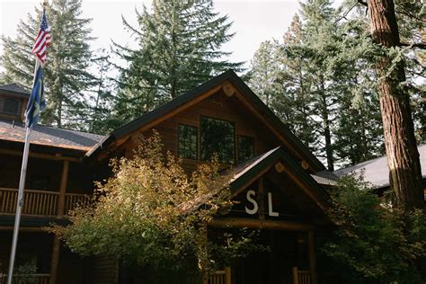 7 Amazing Oregon Wedding Venues - Kayla Cindy Photo