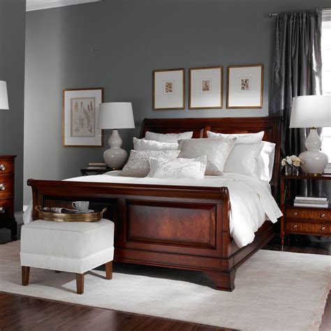 what color bedroom furniture goes with dark wood floors