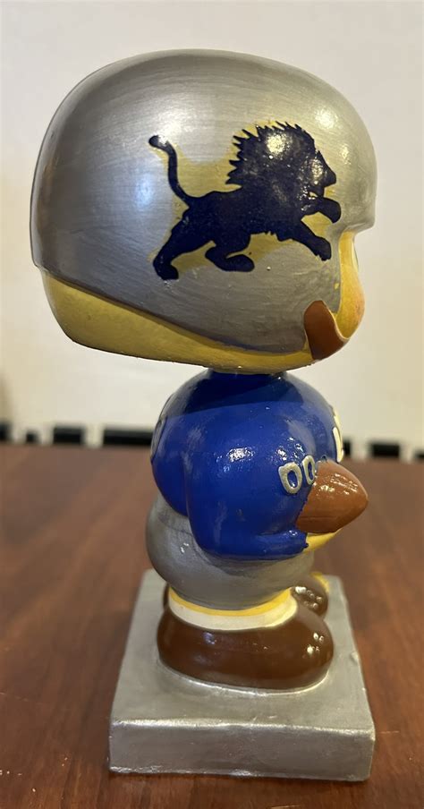 Lot Detail - 60's DETROIT LIONS "SQUARE BASE" BOBBING HEAD