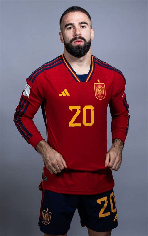 Dani Carvajal | Soccer guys, Soccer, Soccer players