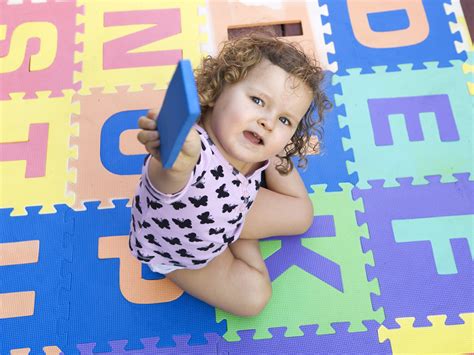 Stomach ulcers in children | BabyCenter