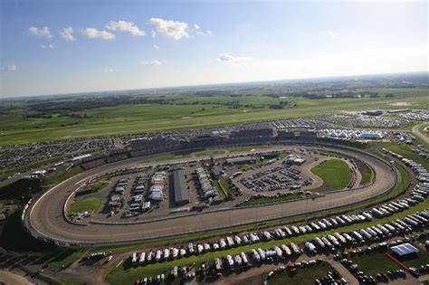 Campgrounds Near Iowa Speedway: Your Race Weekend Base