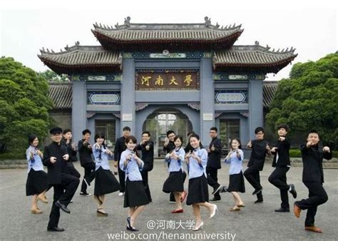 清华大学2022届毕业生男女比例1.8：1，79.6％本科毕业生选择继续深造_腾讯新闻