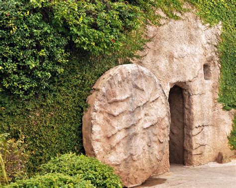 Who Discovered Jesus Tomb Was Empty
