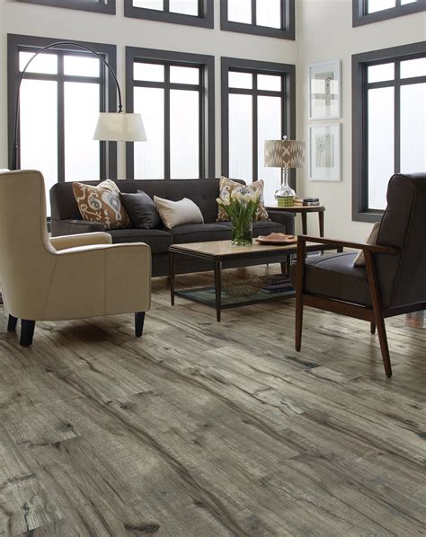 Living Room With Gray Laminate Flooring | Floor Roma