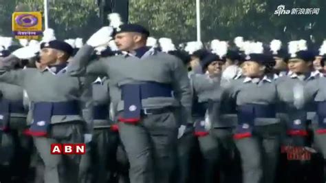 视频全程：印度共和国日第70周年阅兵仪式_手机新浪网