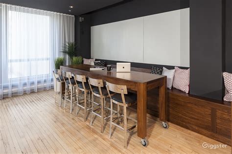 The Creative Loft | Rent this location on Giggster