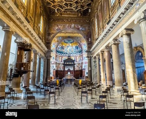 Basilica di Santa Maria in Trastevere - Rome, Italy Stock Photo - Alamy