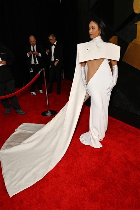 Grammys 2024: The Best Celebrity Fashion