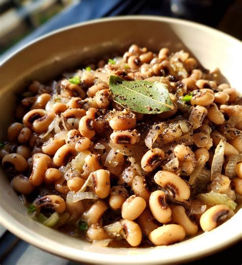 New Year’s Black Eyed Peas: 7 Steps to Good Luck Cooking – Vihaad Recepten
