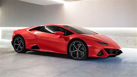 Lamborghini Huracan 2019 EVO Exterior Car Photos - Overdrive
