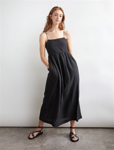 SOPHIE in black – EIDYLLIA