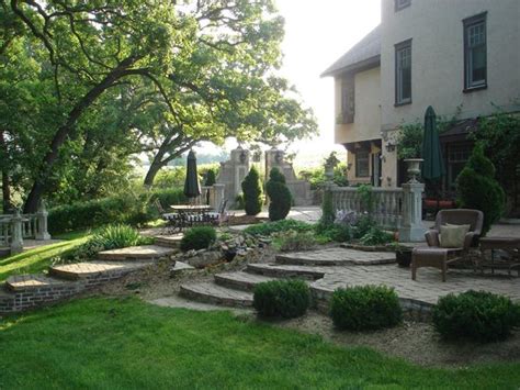 Peaceful B&B in a Charming Town - Review of Rose Hill: A Country Inn ...
