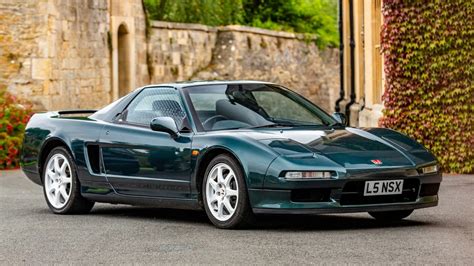 This Rare 1994 Honda NSX-R Is A JDM Masterpiece That Was Found In London