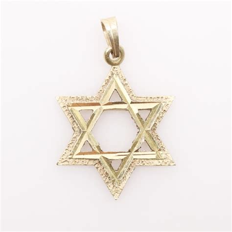 14kt Gold Star Of David Pendant | Property Room