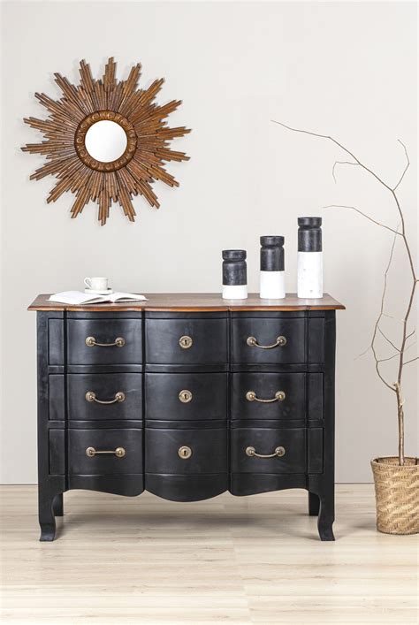 Contrast Living: Handmade Rugs, Home Textiles & Accessories