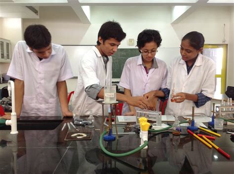 ISC Biotechnology Session 2 的图像结果